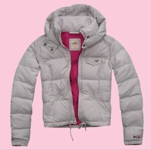 Women's Hollister White Down Filled Jacket Size Large